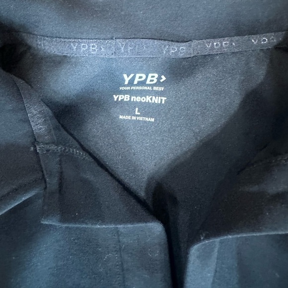 Abercrombie & Fitch YPB neoKNIT Black Polo Romper Shorts Elastic Waist Womens L - Picture 3 of 3